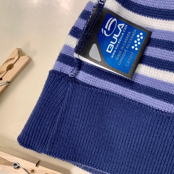 Two knit beanie hats - Picture 4 of 5